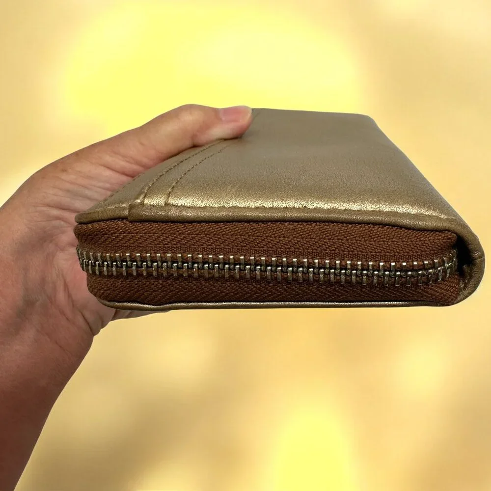 Coach Pale Metallic Gold Zip Around Vintage Leather Wallet - Picture 5 of 13